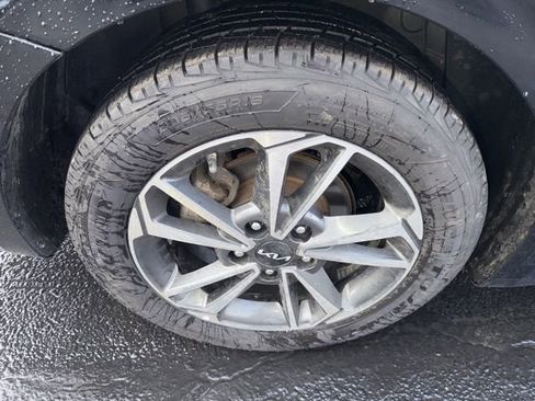 Used 2024 Kia Forte LXS image 27