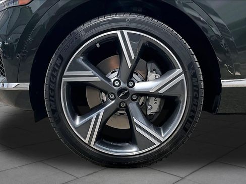 Used 2025 Genesis GV80 3.5T Prestige AWD/4WD image 11