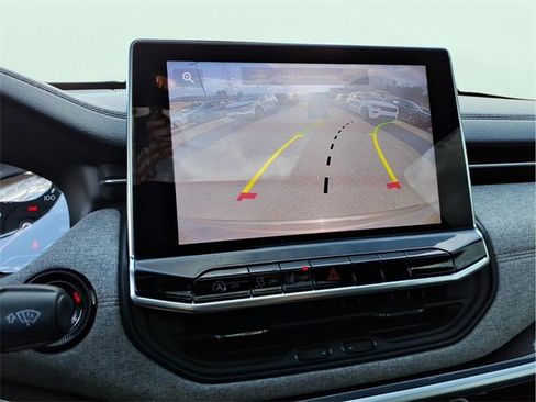 Used 2023 Jeep Compass Latitude w/ Sun and Sound Group image 26