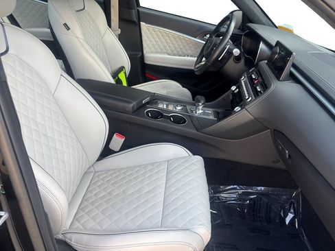 Used 2024 Genesis G70 3.3T Advanced w/ Sport Prestige Package RWD image 16