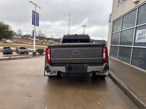 Used 2024 Ford F350 XLT image 6