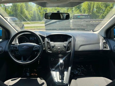 Used 2016 Ford Focus SE FWD image 17