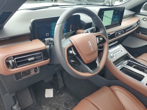 New 2026 Lincoln Aviator Reserve AWD/4WD image 12