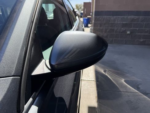 Used 2022 Volkswagen Jetta SE w/ Panoramic Sunroof Package image 12