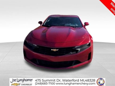 Used 2021 Chevrolet Camaro LT RWD image 3