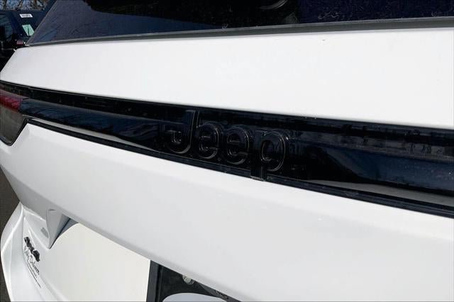 New 2026 Jeep Grand Cherokee Limited w/ Limited Altitude Package AWD/4WD image 49