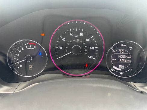 Used 2016 Honda HR-V LX image 17