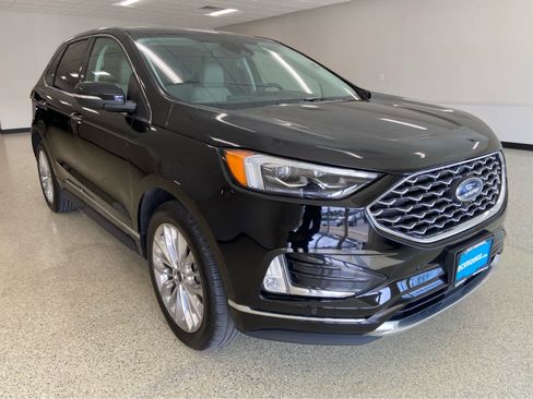 Used 2023 Ford Edge Titanium w/ Equipment Group 301A AWD/4WD image 6