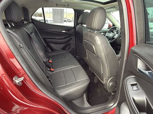 Used 2022 Buick Encore GX Essence w/ Experience Buick Package image 19