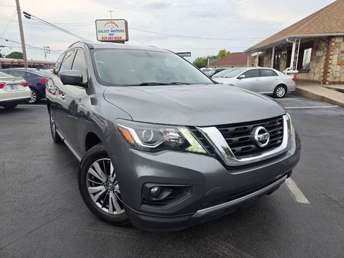 Used 2018 Nissan Pathfinder SL FWD image 7
