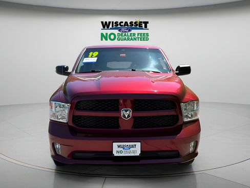 Used 2019 RAM 1500 Express w/ Express Value Package AWD/4WD image 10