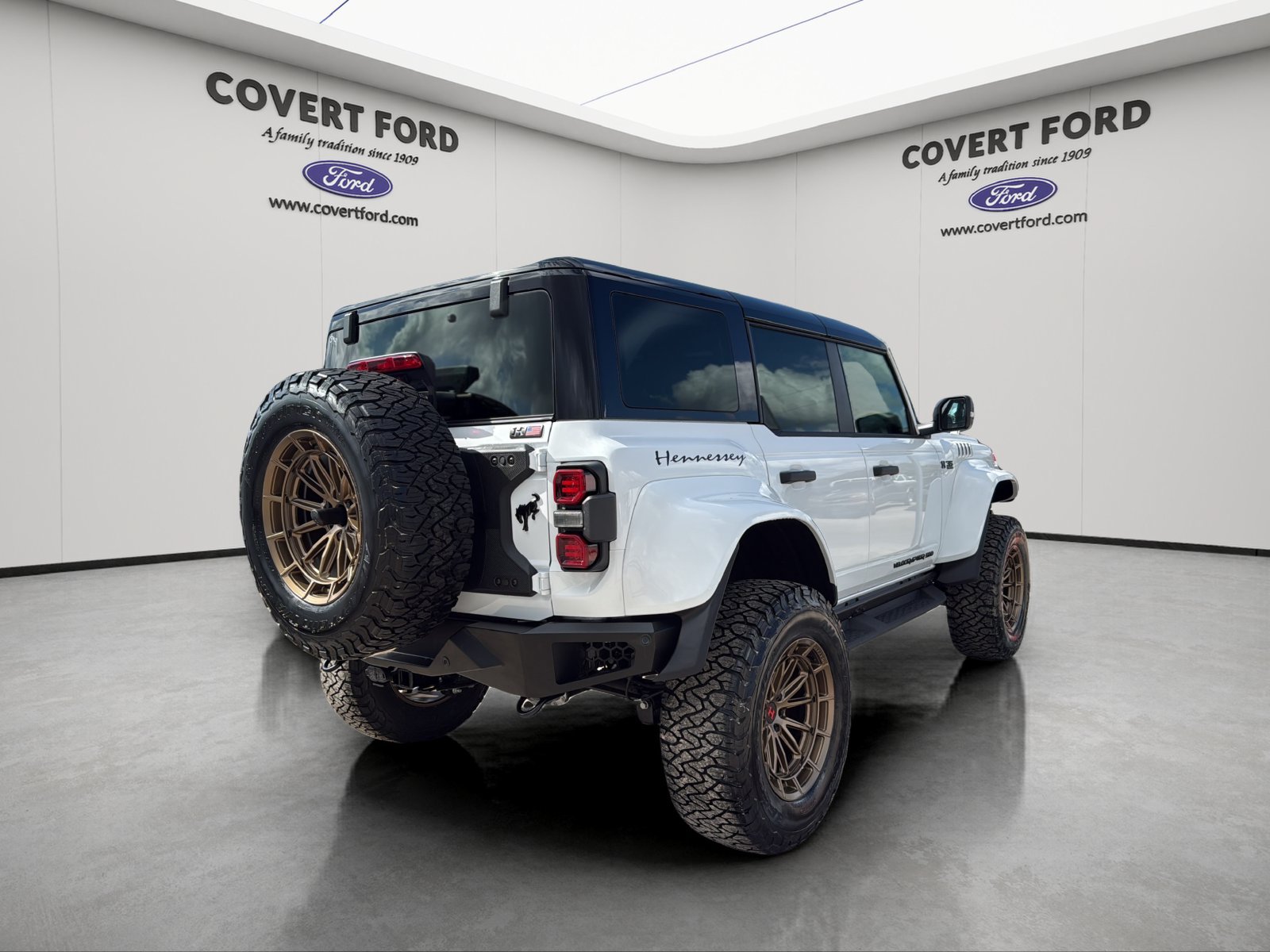 New 2026 Ford Bronco Raptor w/ Interior Carbon Fiber Pack AWD/4WD image 5