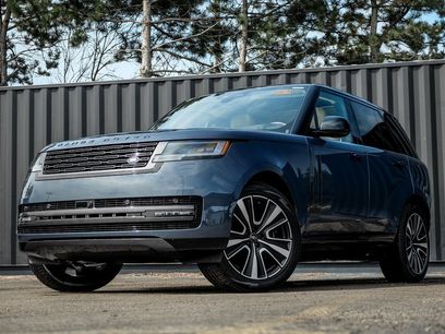 New 2025 Land Rover Range Rover SE