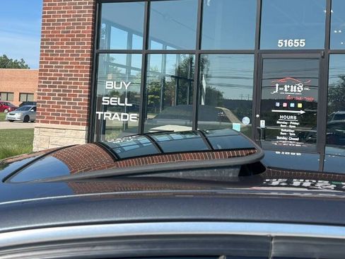 Used 2017 BMW 330e image 37