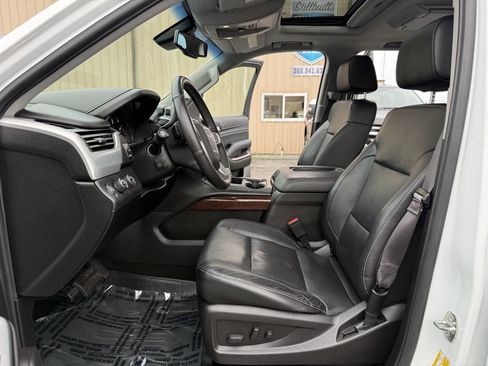 Used 2016 GMC Yukon XL SLT w/ Open Road Package image 9