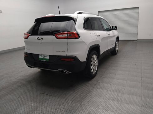 Used 2016 Jeep Cherokee Limited w/ Luxury Group image 9