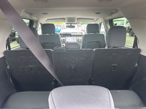 Used 2025 Ford Expedition Active AWD/4WD image 18