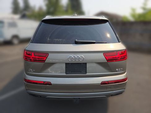 Used 2017 Audi Q7 3.0T Prestige AWD/4WD image 6
