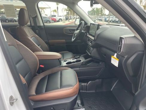 New 2025 Ford Bronco Sport Outer Banks w/ Sasquatch Outer Banks Package image 27