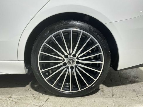 Used 2023 Mercedes-Benz C 300 Sedan image 8