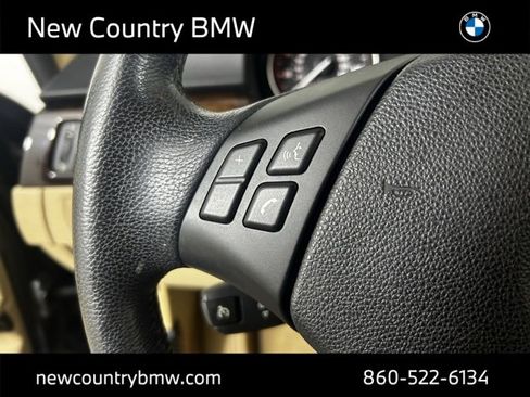 Used 2011 BMW 328i xDrive Sedan image 16