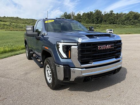 Used 2026 GMC Sierra 2500 Pro AWD/4WD image 7