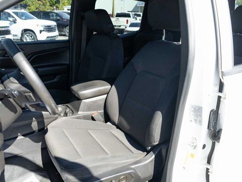 Used 2023 Chevrolet Colorado Trail Boss w/ Advanced Trailering Package image 13