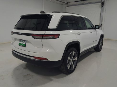 Used 2022 Jeep Grand Cherokee Limited 4xe AWD/4WD image 9