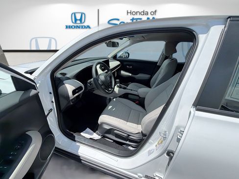 New 2027 Honda HR-V LX image 16