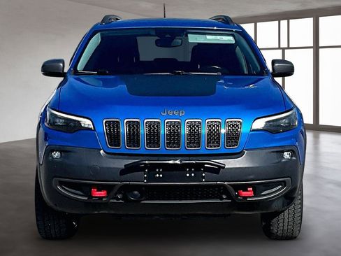 Used 2019 Jeep Cherokee Trailhawk image 4