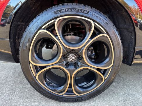 New 2025 Alfa Romeo Tonale Intensa image 23