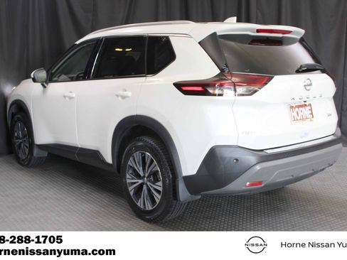 Used 2021 Nissan Rogue SV w/ Premium Package FWD image 15