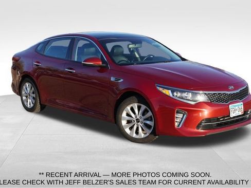 Used 2018 Kia Optima S w/ Panoramic Sunroof Package FWD image 1