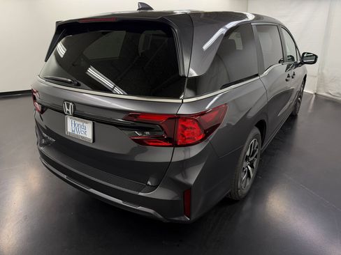 New 2026 Honda Odyssey EX-L image 9