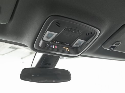 Used 2023 Chevrolet Traverse LT w/ LPO, Floor Liner Package image 24