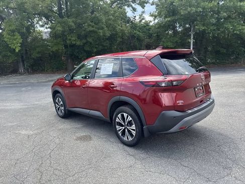 Used 2023 Nissan Rogue SV FWD image 7