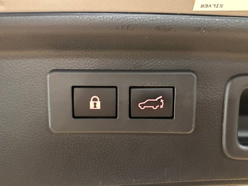 Used 2019 Subaru Forester Limited AWD/4WD image 31