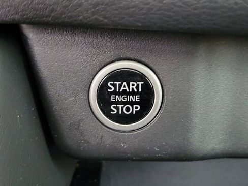 Used 2022 Nissan Rogue SL w/ SL Premium Package FWD image 27