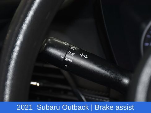 Used 2021 Subaru Outback AWD/4WD image 9