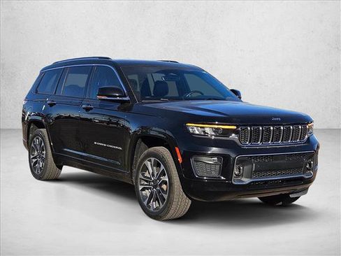 Used 2022 Jeep Grand Cherokee L Overland image 3