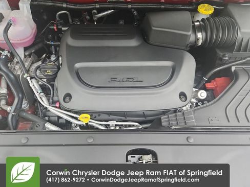 Certified 2026 Chrysler Pacifica Select image 35