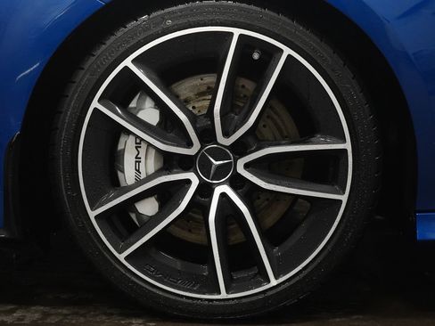 Used 2025 Mercedes-Benz CLA 35 AMG 4MATIC image 11