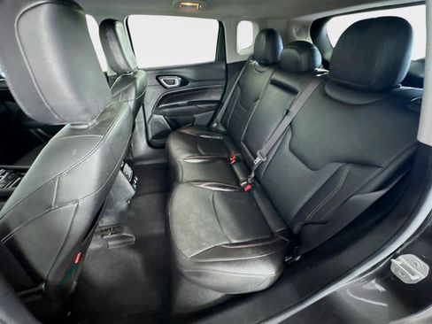 Used 2022 Jeep Compass Trailhawk w/ Trailhawk Elite Group image 22