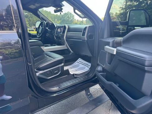 Used 2021 Ford F250 Lariat w/ FX4 Off-Road Package AWD/4WD image 15