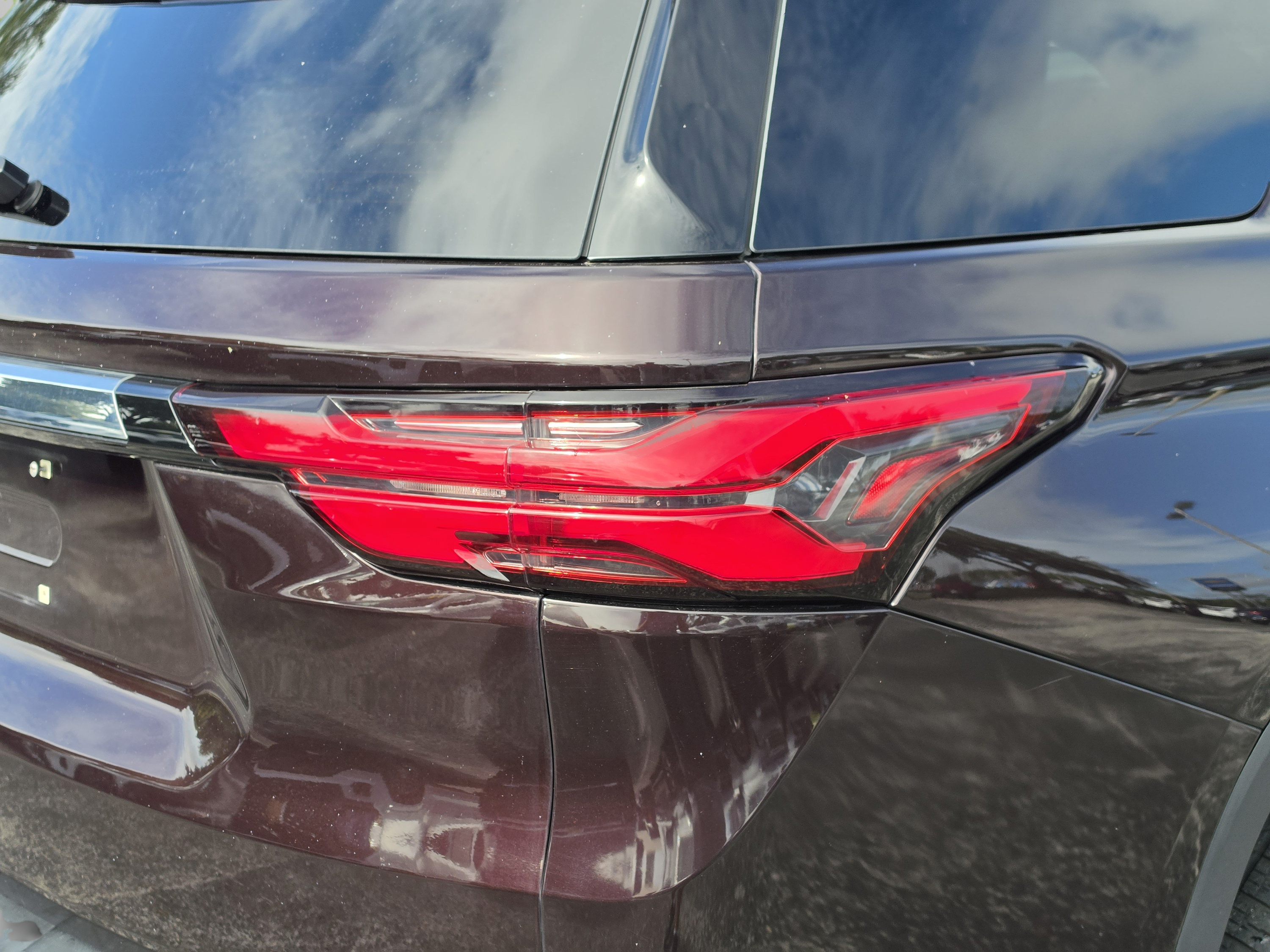 Used 2022 Chevrolet Traverse LT FWD image 14