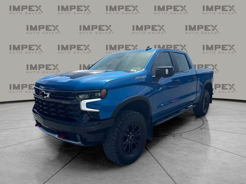 Used 2022 Chevrolet Silverado 1500 ZR2 w/ Technology Package AWD/4WD image 1