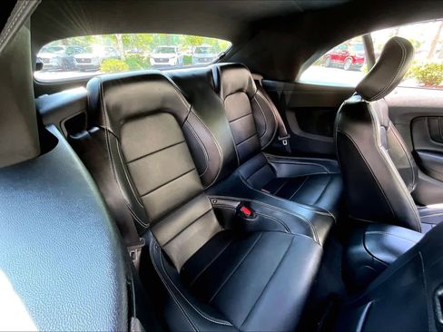 Used 2021 Ford Mustang GT Premium w/ Equipment Group 401A image 18