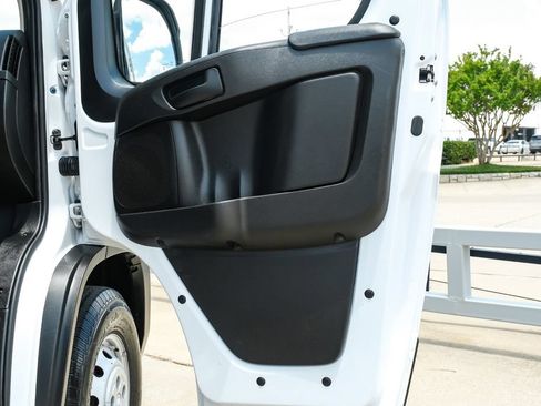 Used 2024 RAM ProMaster 2500 w/ Convenience Group FWD image 41