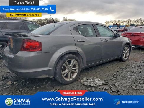 Used 2012 Dodge Avenger SE image 4