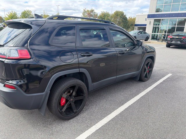 Used 2019 Jeep Cherokee Latitude Plus FWD image 13